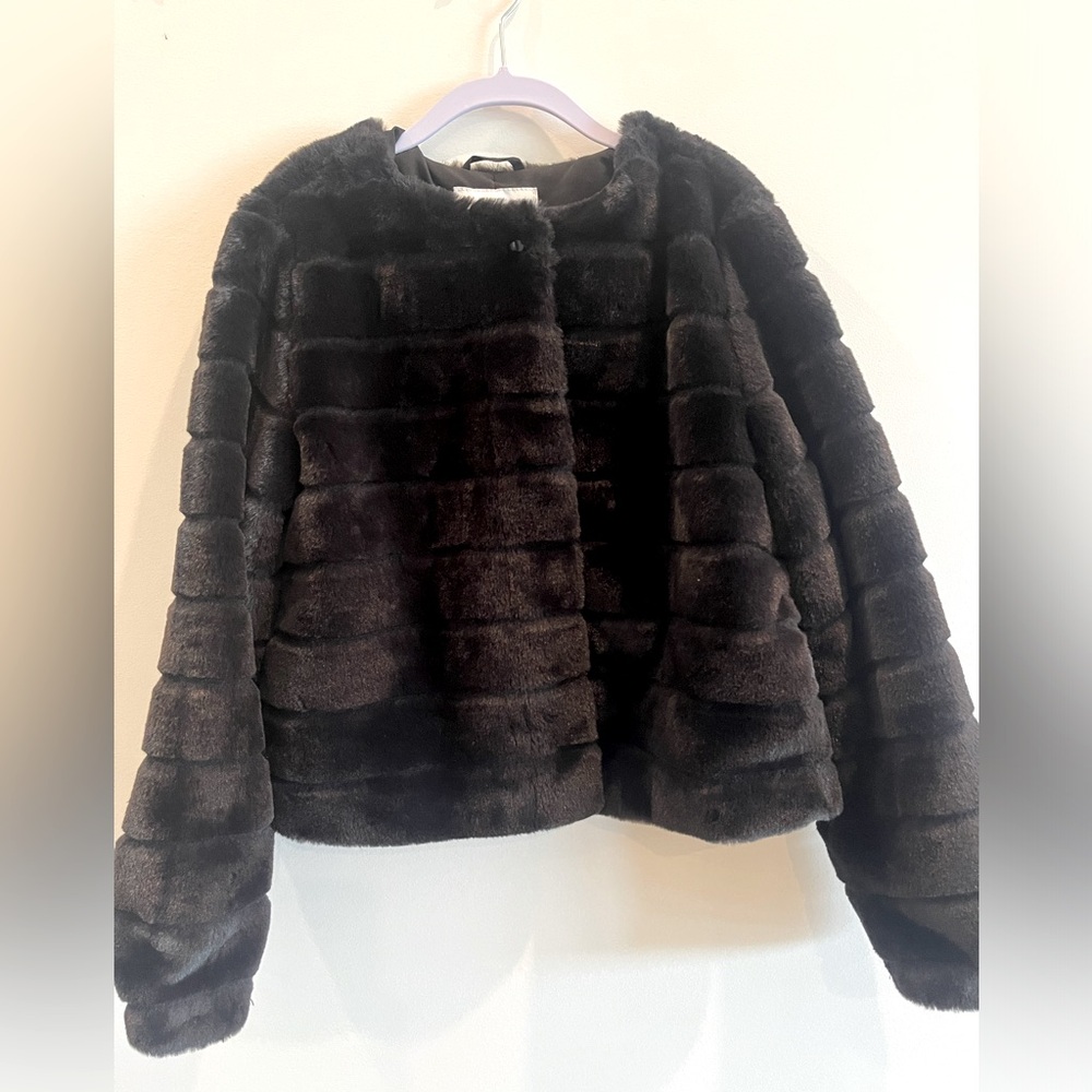 BNWT Janie and Jack faux fur jacket!